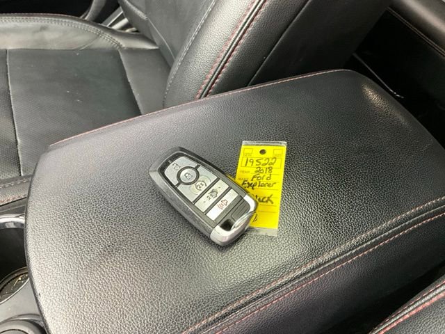 Used 2018 Ford Explorer Sport image 26