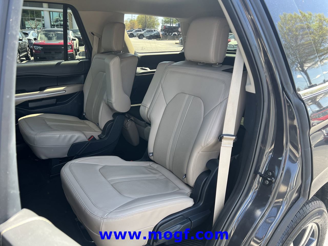 Certified 2024 Ford Expedition Limited AWD/4WD image 22