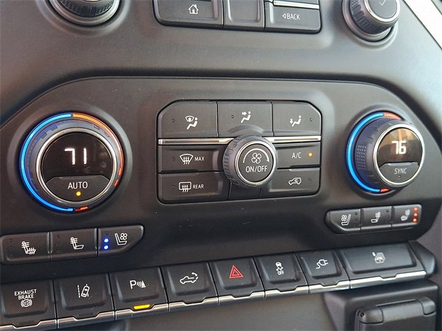 Used 2021 Chevrolet Silverado 2500 LTZ w/ LTZ Plus Package image 15