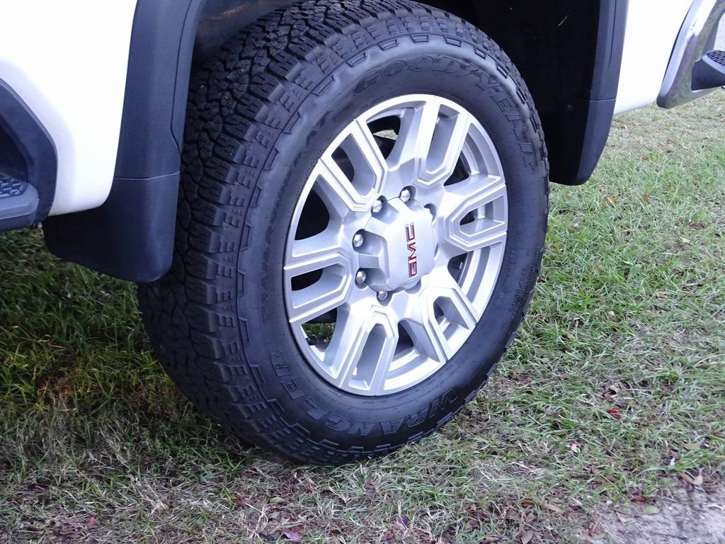 Used 2024 GMC Sierra 2500 SLT w/ SLT Convenience Package image 32