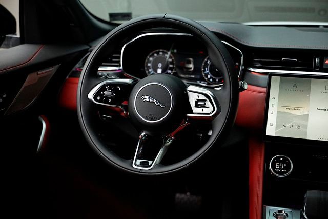 New 2026 Jaguar F-PACE R-Dynamic S AWD/4WD image 32