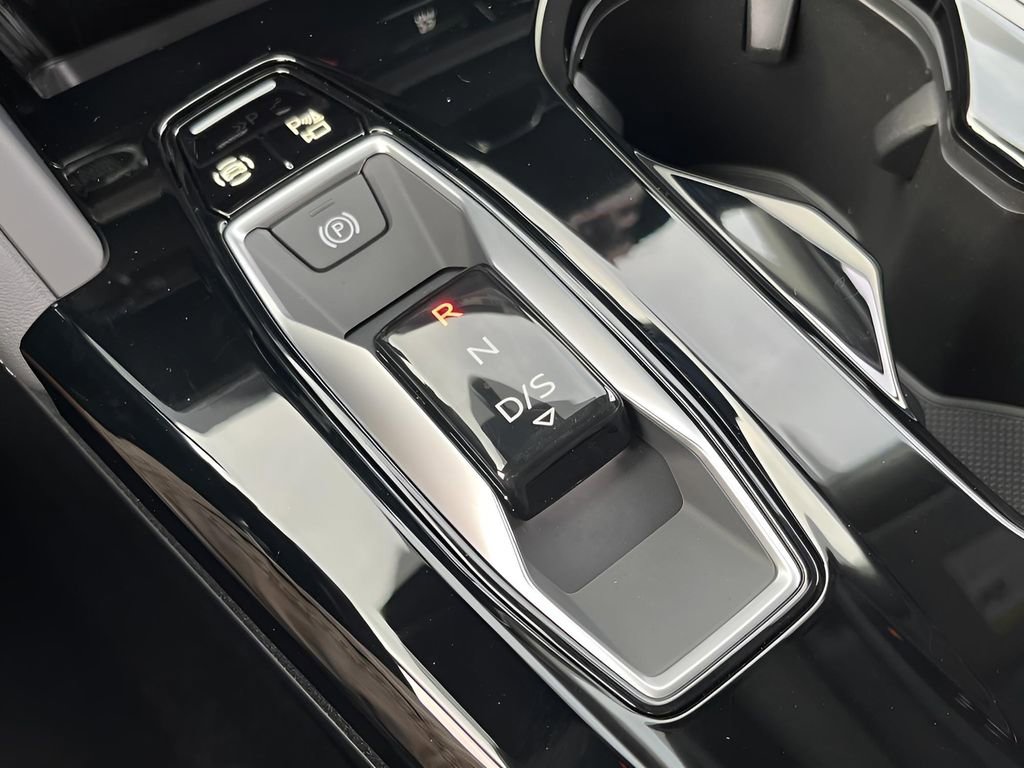 New 2025 Audi Q5 Premium Plus image 24