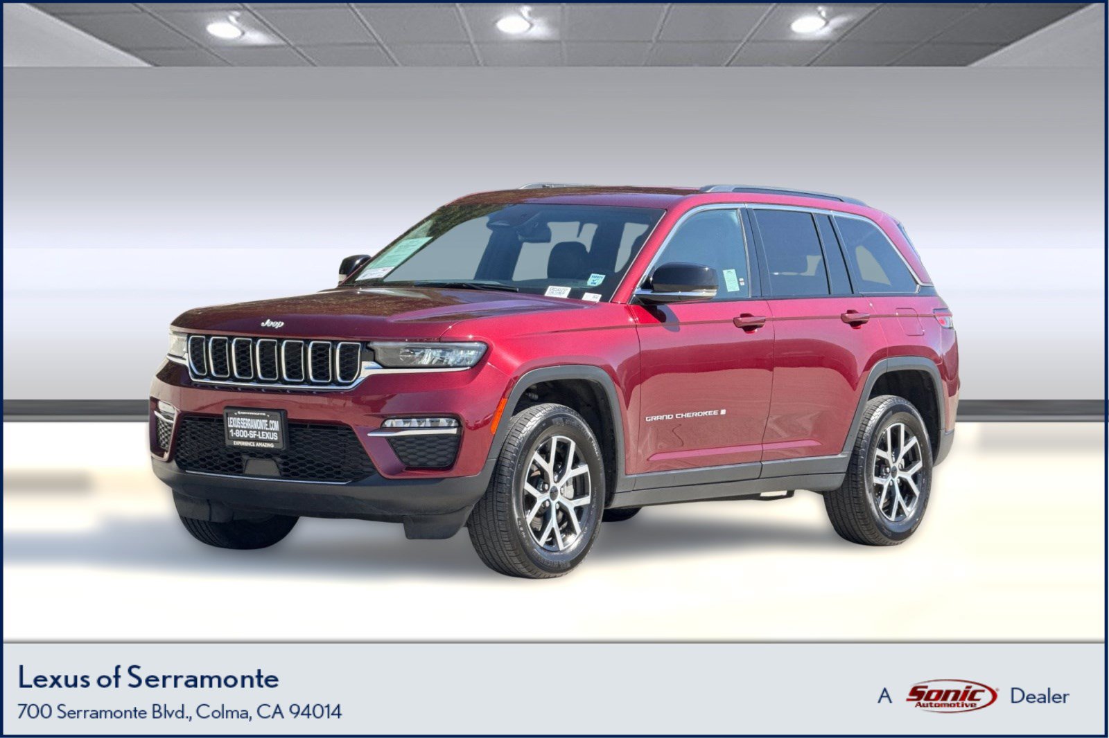 Used 2024 Jeep Grand Cherokee Limited AWD/4WD image 1