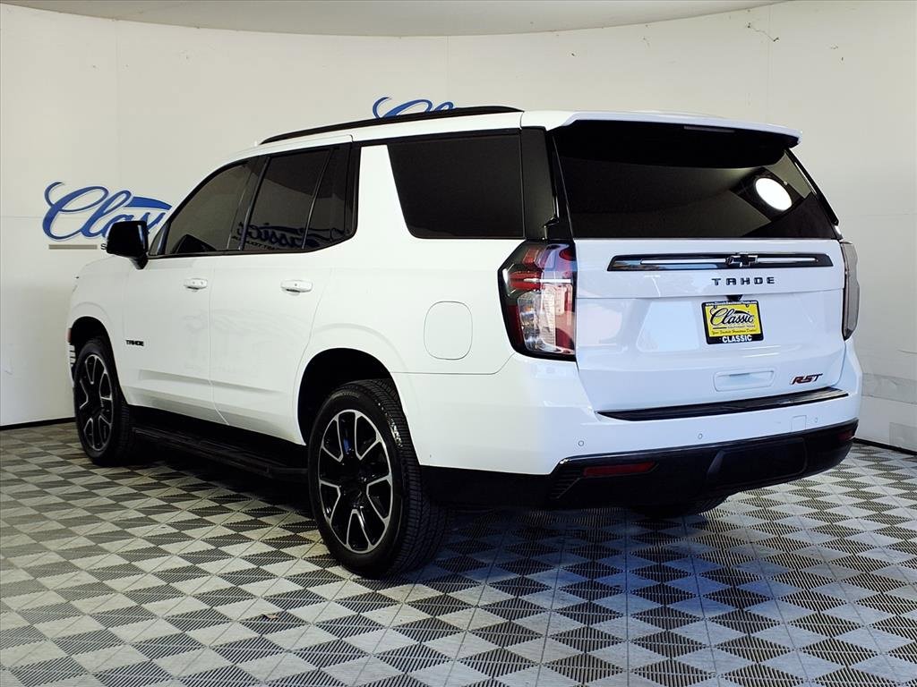 Used 2022 Chevrolet Tahoe RST w/ Luxury Package image 2