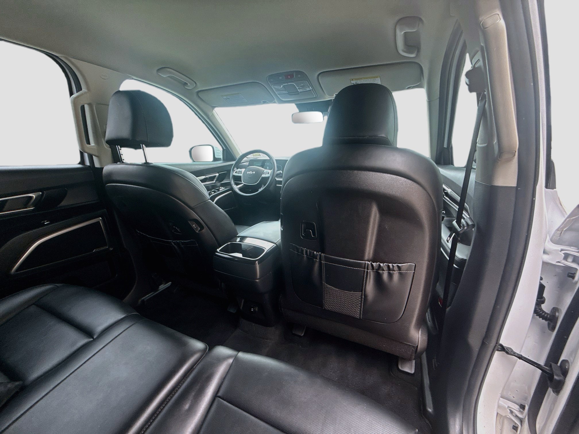 Used 2024 Kia Telluride LX FWD image 27