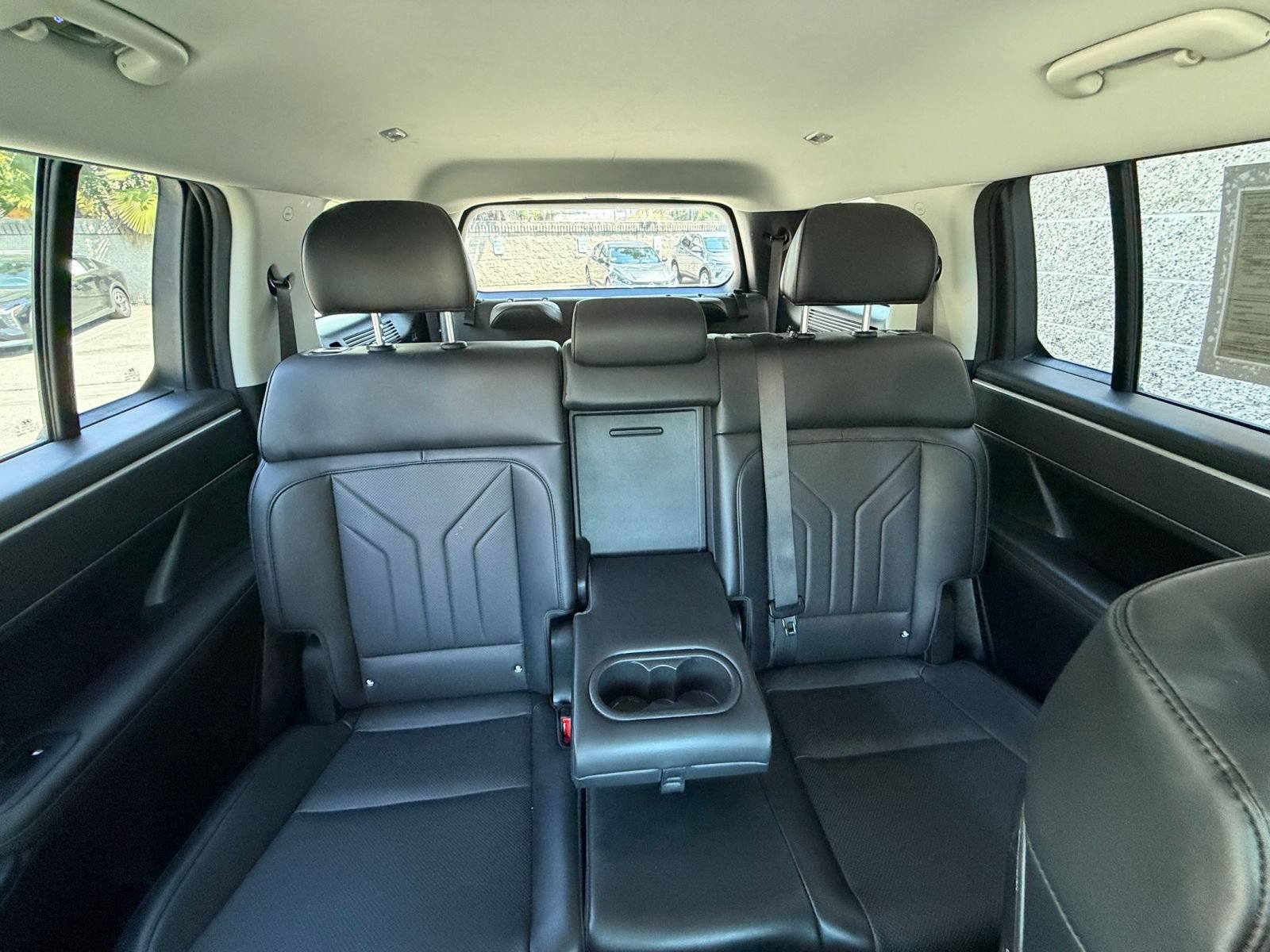 Used 2025 Hyundai Santa Fe SEL AWD/4WD image 40