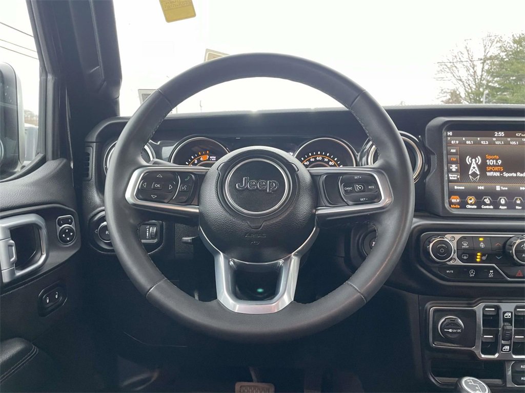 Used 2023 Jeep Wrangler Sahara image 18