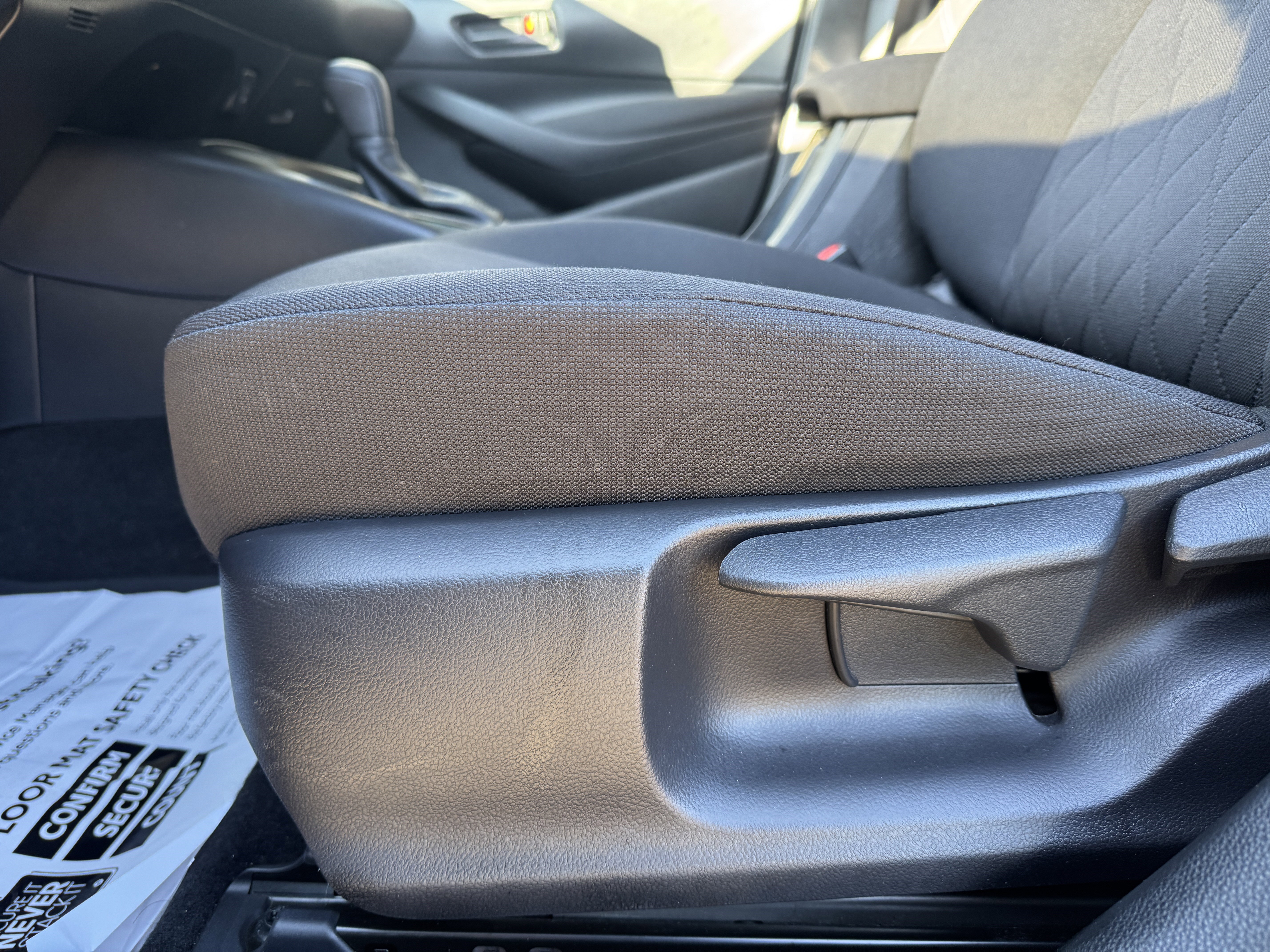 Used 2024 Toyota Corolla LE image 11