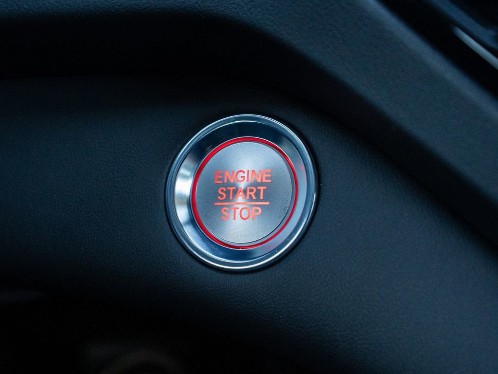 Certified 2025 Acura RDX w/ Technology Package image 40