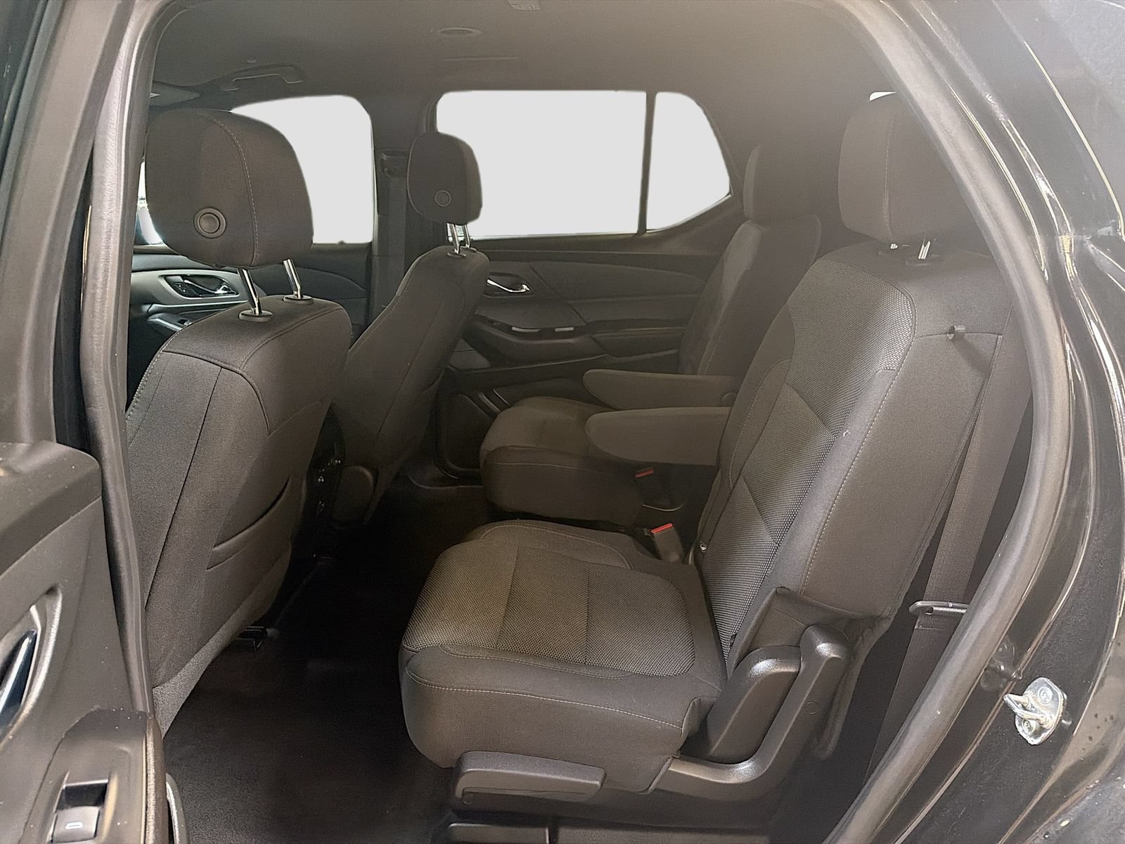 Used 2024 Chevrolet Traverse LT AWD/4WD image 24