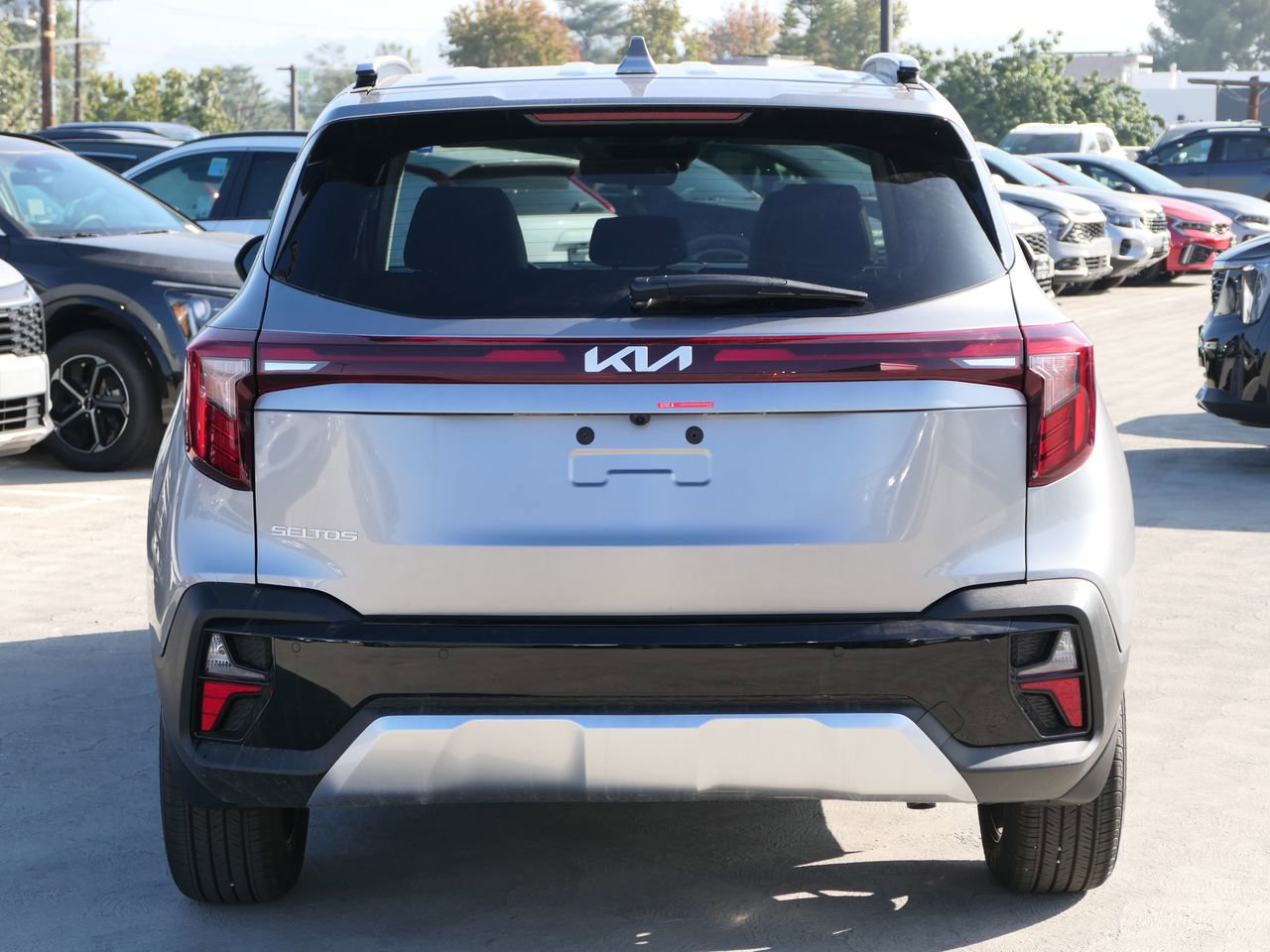 New 2026 Kia Seltos EX image 3