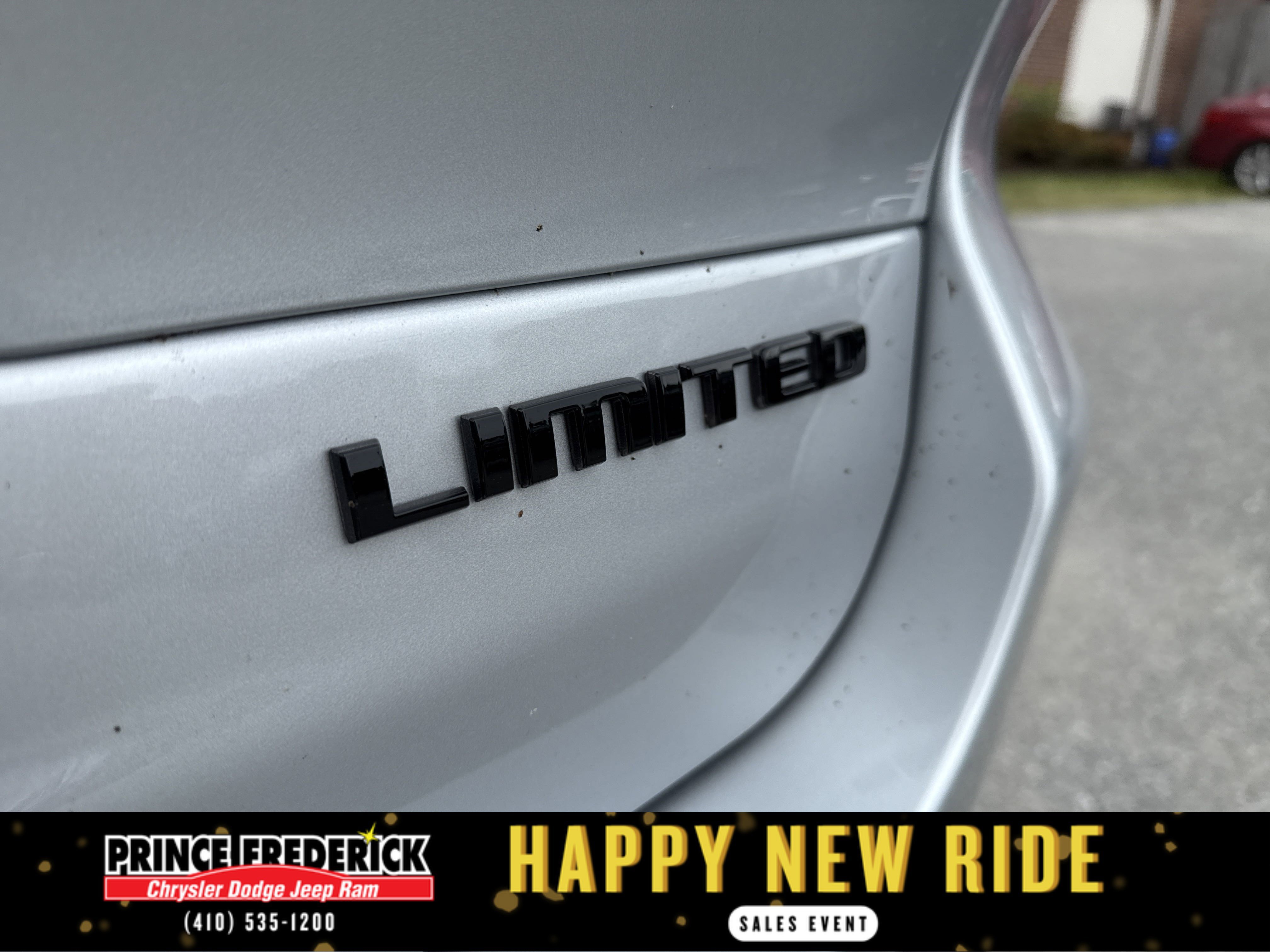 New 2025 Jeep Grand Cherokee L Limited w/ Black Appearance Package image 10