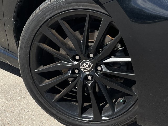 Used 2024 Toyota Camry XSE FWD image 9