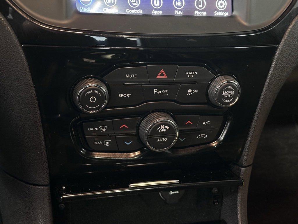 Used 2022 Chrysler 300 S image 18