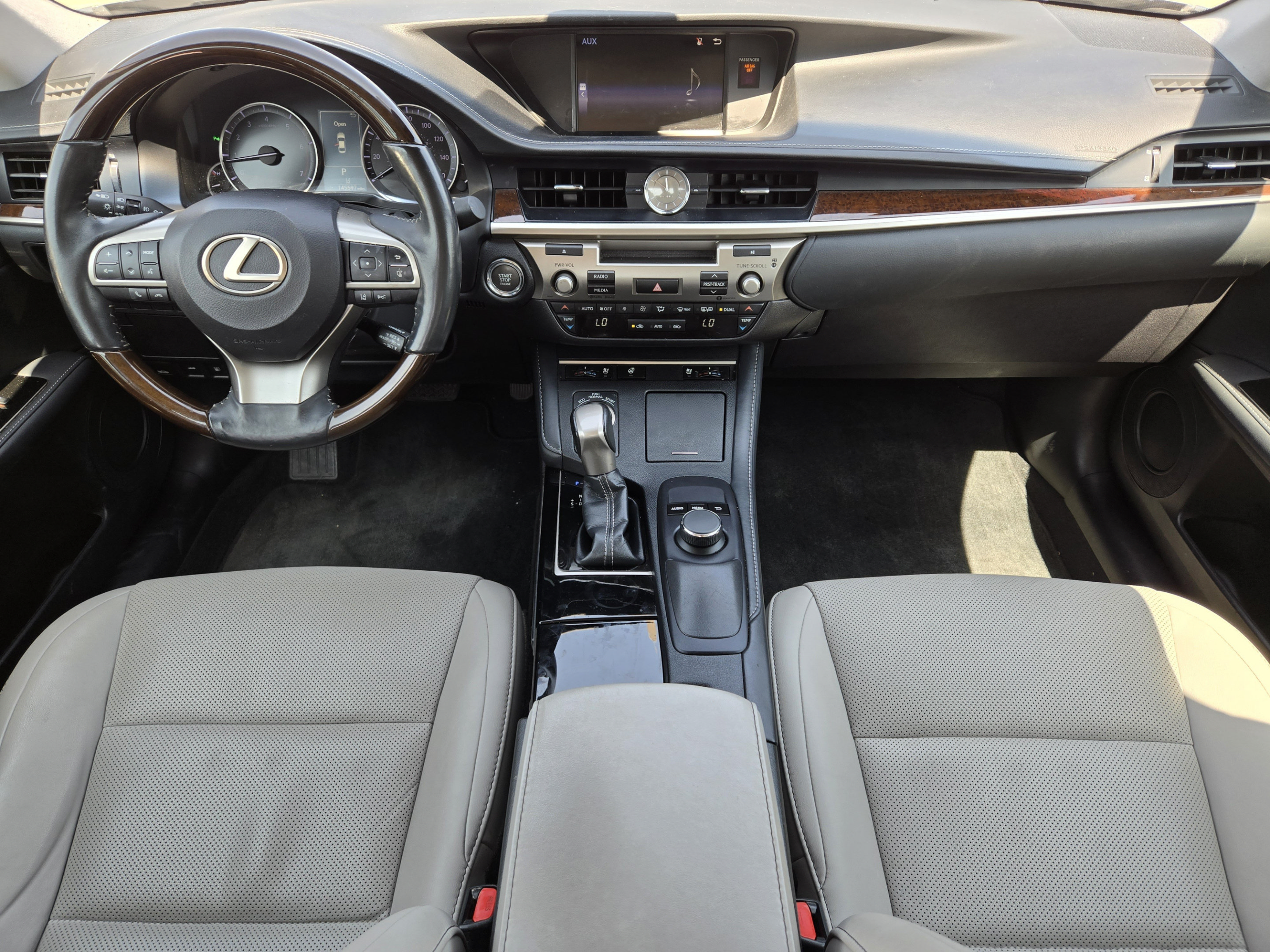 Used 2018 Lexus ES 350 w/ Premier Package FWD image 28