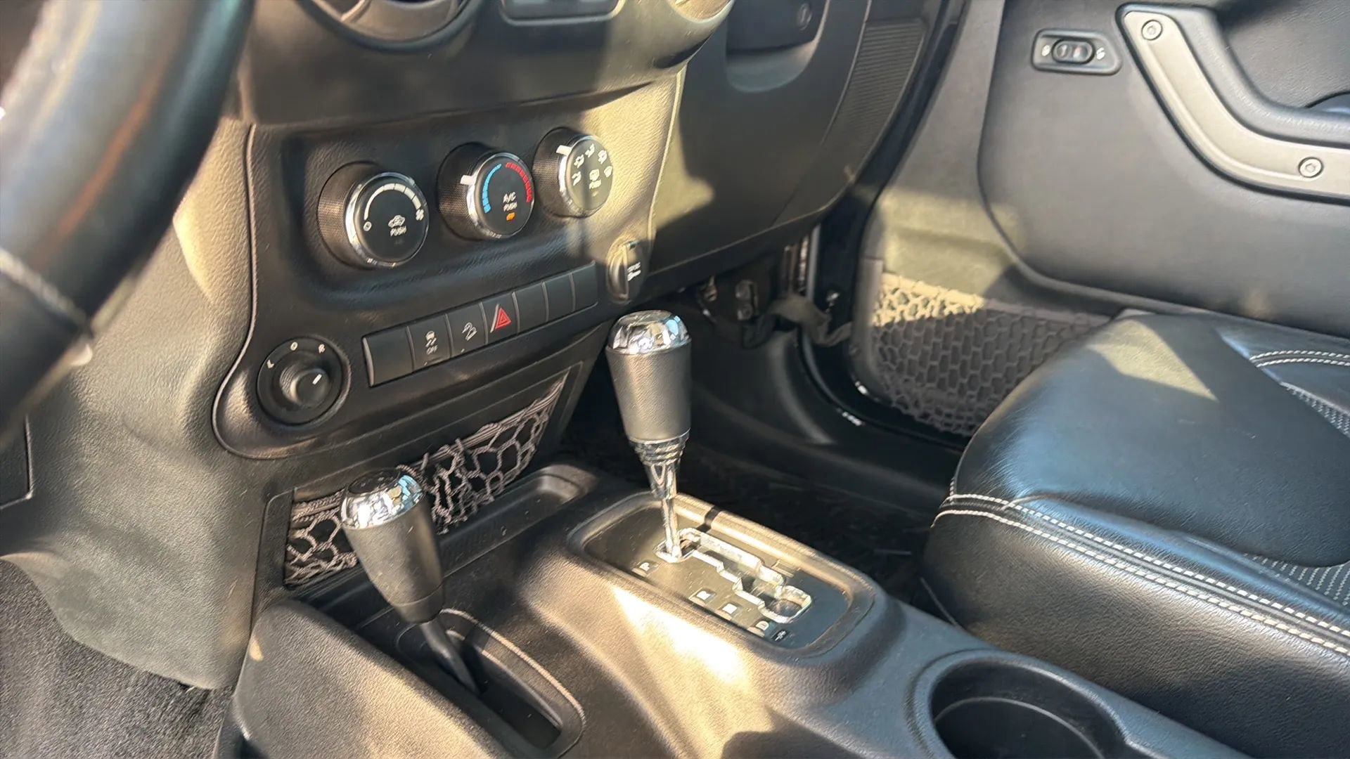 Used 2015 Jeep Wrangler Sport w/ Quick Order Package 24S image 39