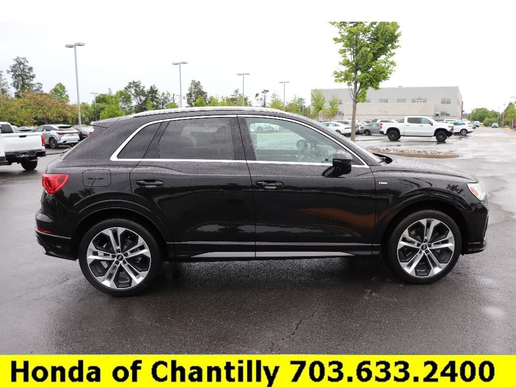 Used 2020 Audi Q3 2.0T Premium Plus w/ Premium Plus Package AWD/4WD image 8