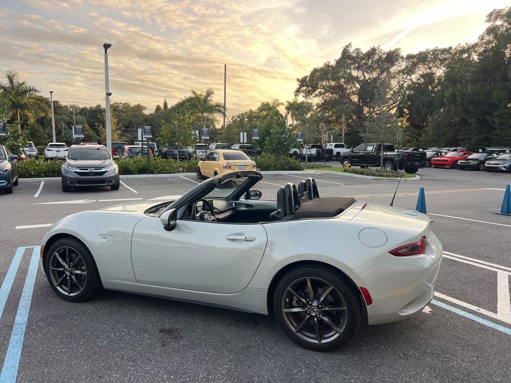 Used 2019 MAZDA MX-5 Miata Grand Touring image 14