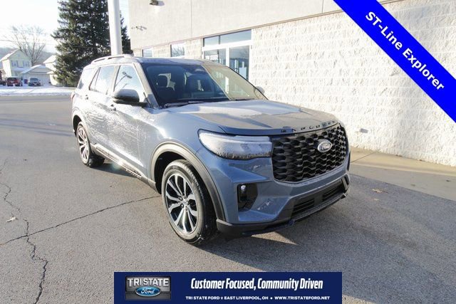 New 2026 Ford Explorer ST-Line video 1
