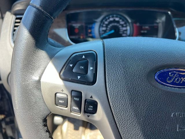 Used 2014 Ford Taurus Limited FWD image 21
