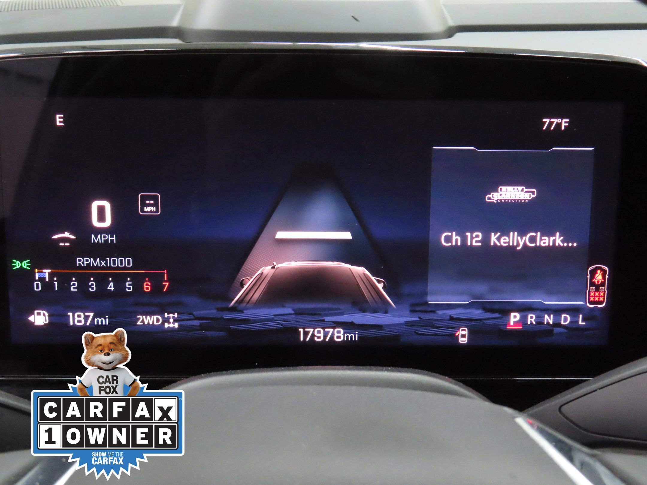 Used 2025 Chevrolet Suburban Z71 AWD/4WD image 10