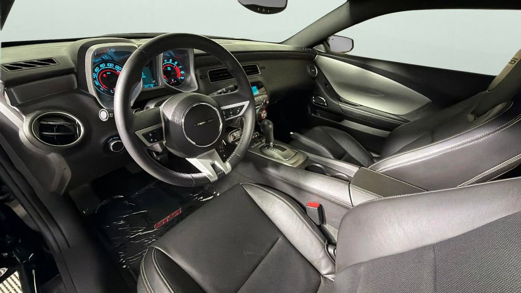 Used 2010 Chevrolet Camaro SS w/ RS Package RWD image 18