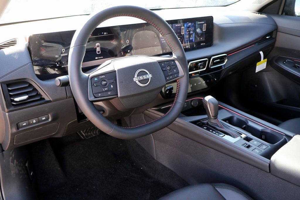 New 2026 Nissan Sentra SR w/ SR Premium Package FWD image 13