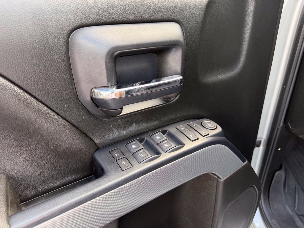Used 2018 Chevrolet Silverado 2500 LT w/ LT Fleet Convenience Package AWD/4WD image 14