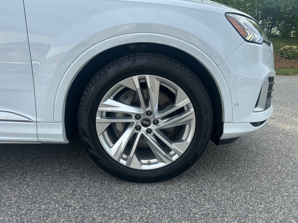 Used 2023 Audi Q7 3.0T Prestige AWD/4WD image 25