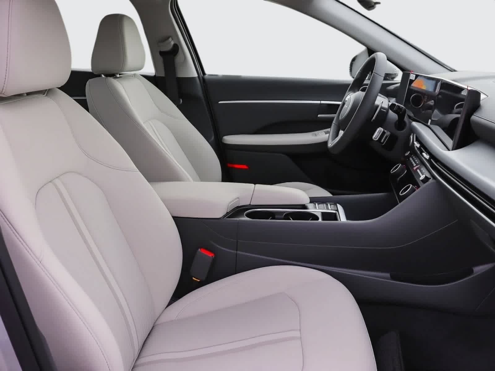 New 2026 Hyundai Sonata SEL FWD image 24