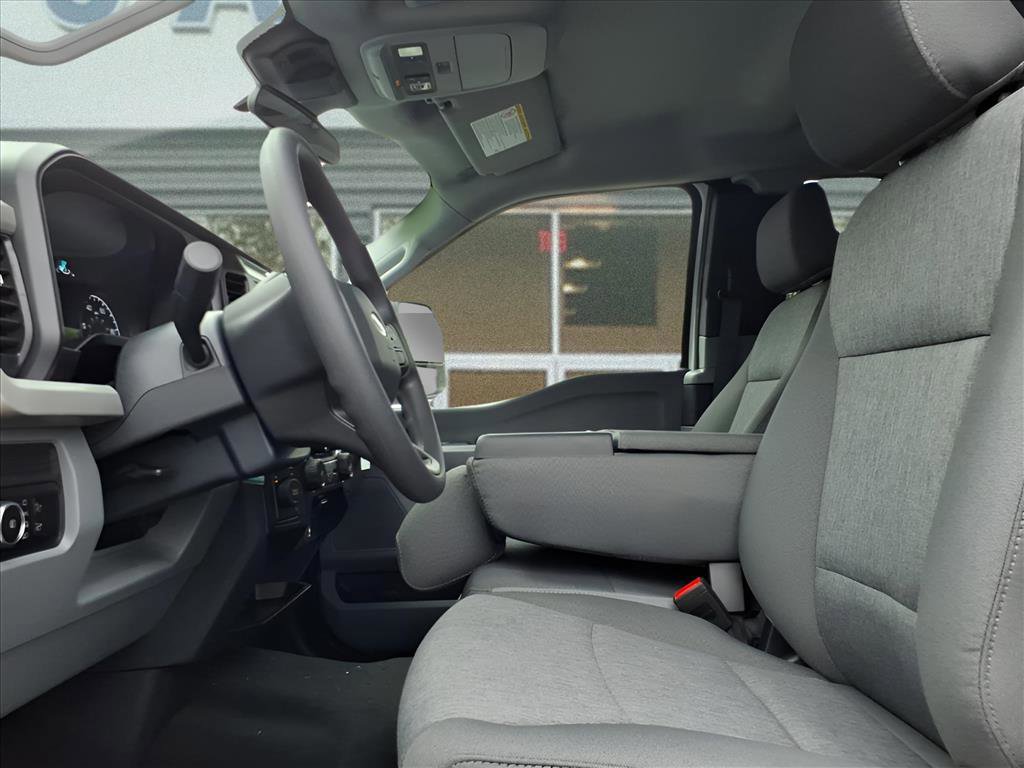 New 2026 Ford F250 4x4 SuperCab Super Duty image 9