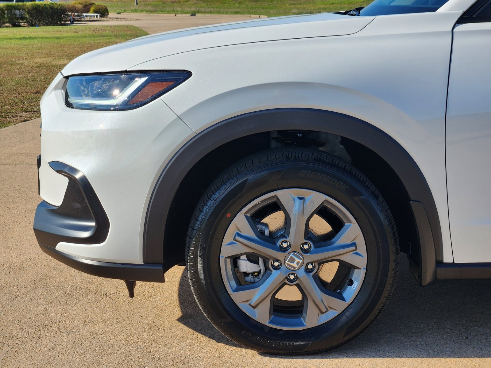 New 2027 Honda HR-V LX image 11
