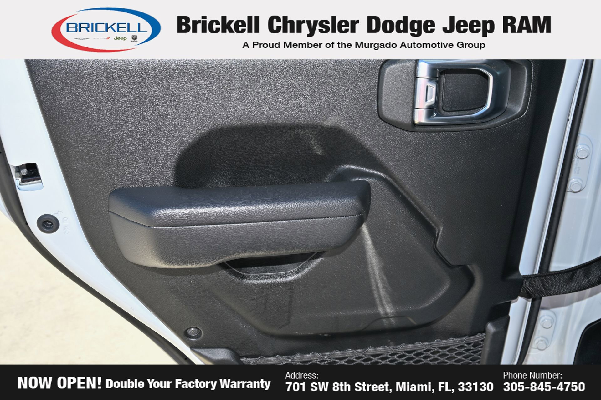 Used 2023 Jeep Gladiator Sport AWD/4WD image 12