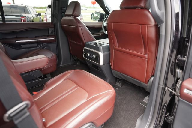 Used 2022 Ford Expedition Limited RWD image 15