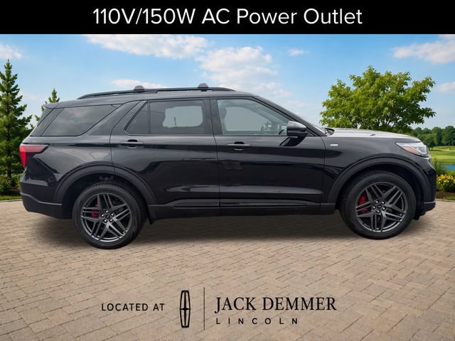 Used 2025 Ford Explorer ST-Line w/ Premium Package AWD/4WD image 8