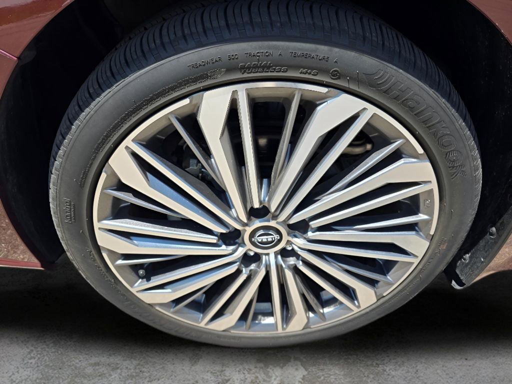 Used 2023 Nissan Altima 2.5 SL AWD/4WD image 11