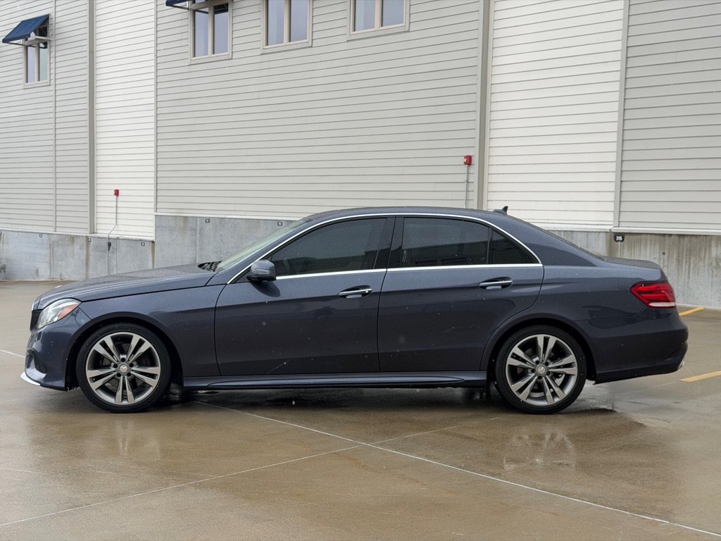 Used 2016 Mercedes-Benz E 350 Sedan w/ Premium Package image 6