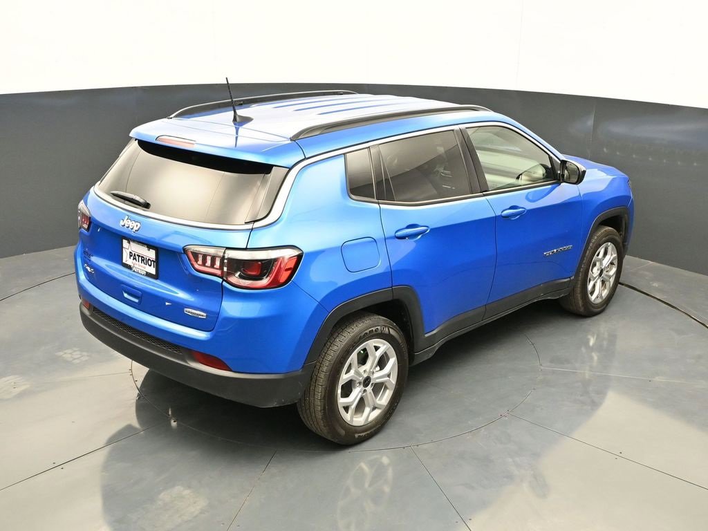 New 2026 Jeep Compass Latitude image 29