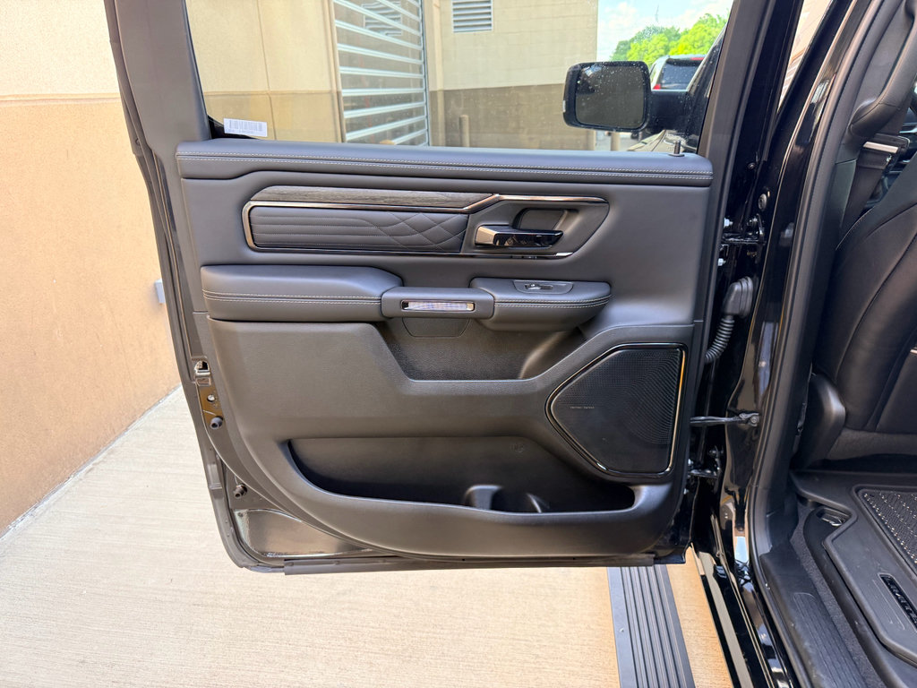Used 2026 RAM 1500 Limited AWD/4WD image 30