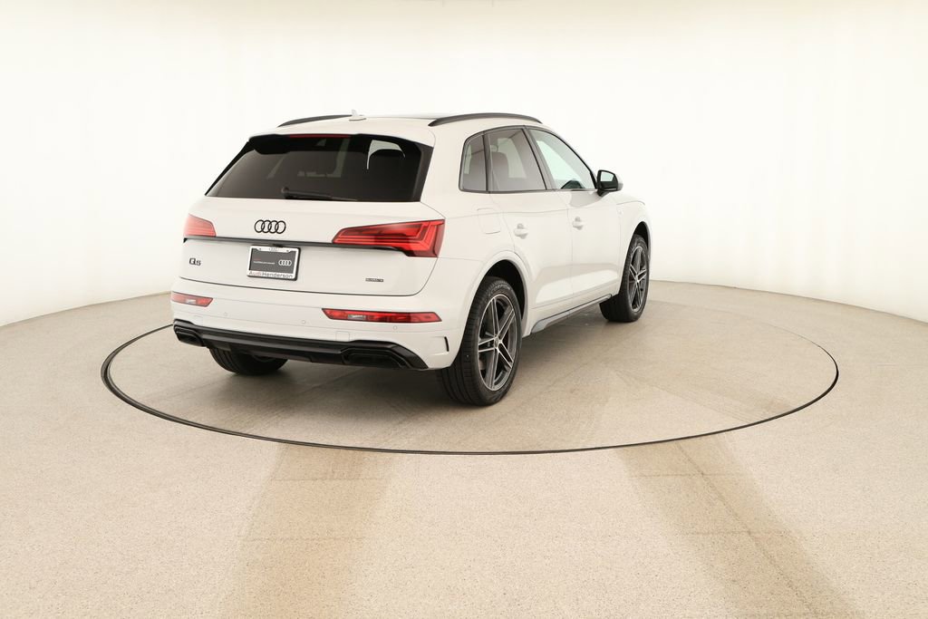 Certified 2025 Audi Q5 e Premium Plus w/ Premium Plus Package image 6