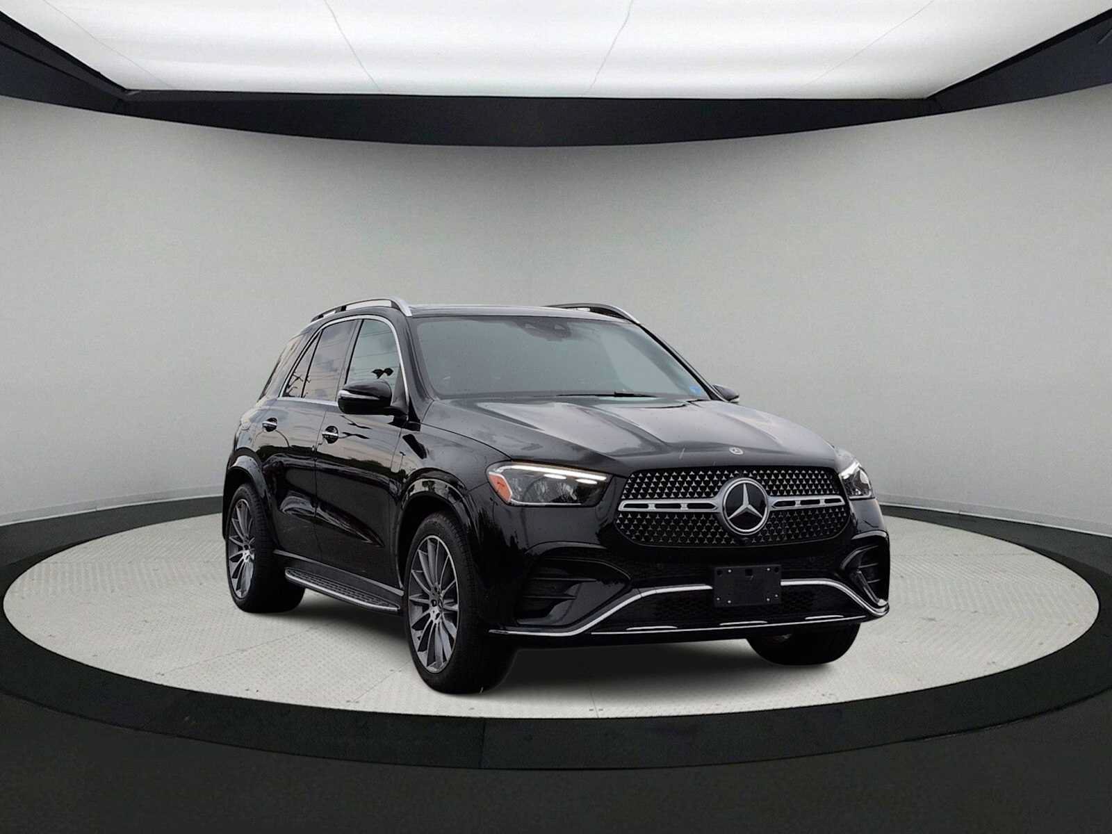 Used 2026 Mercedes-Benz GLE 450 4MATIC image 2