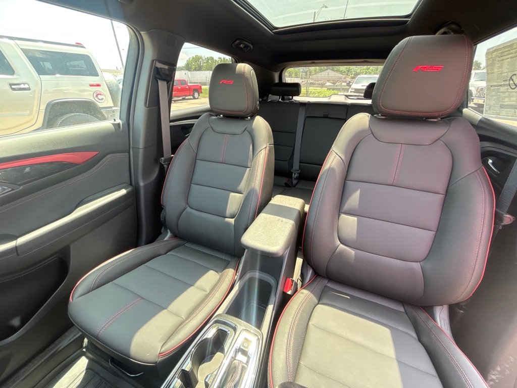 Used 2025 Chevrolet TrailBlazer RS w/ Convenience Package image 15