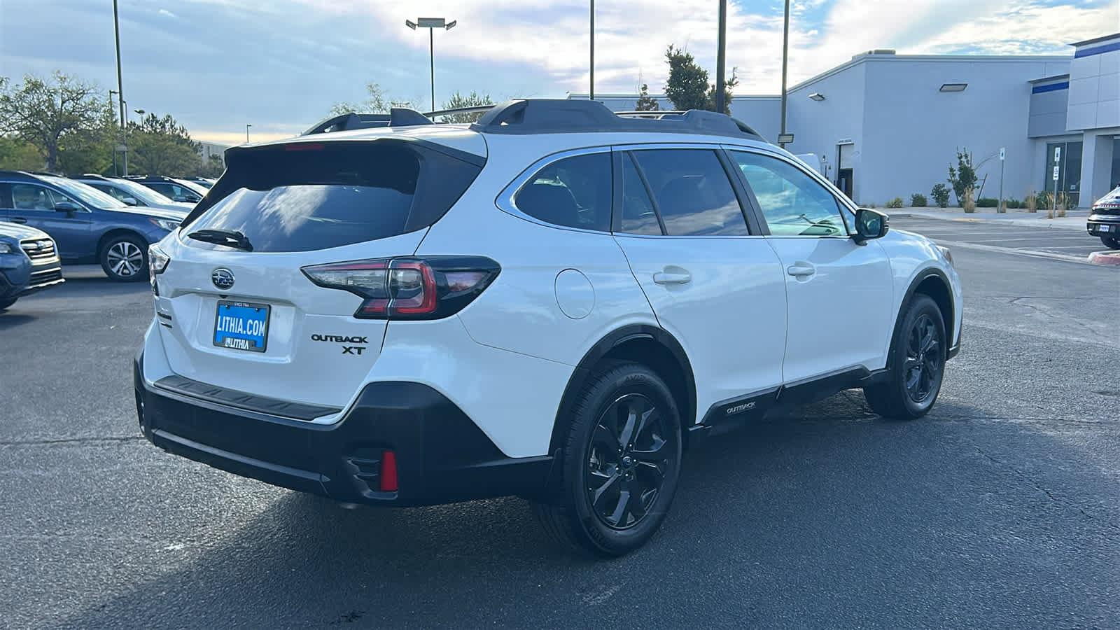 Used 2021 Subaru Outback Onyx Edition XT w/ Popular Package #2 AWD/4WD image 5