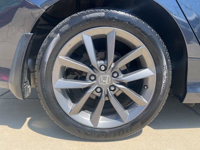 Used 2019 Honda Civic EX image 3