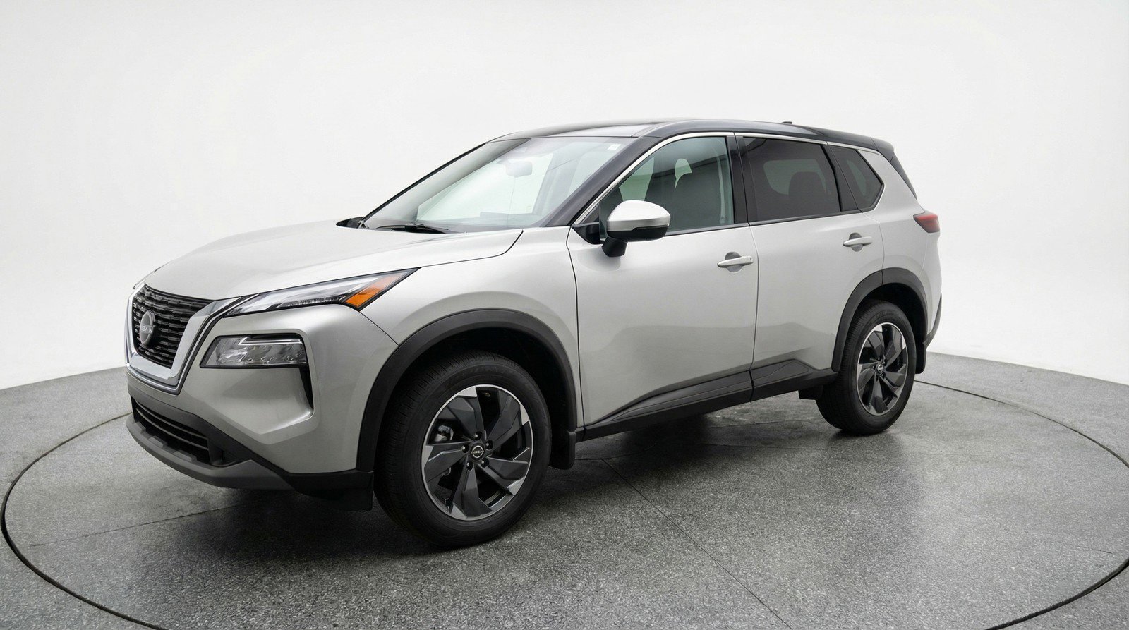 Used 2025 Nissan Rogue SV FWD image 3