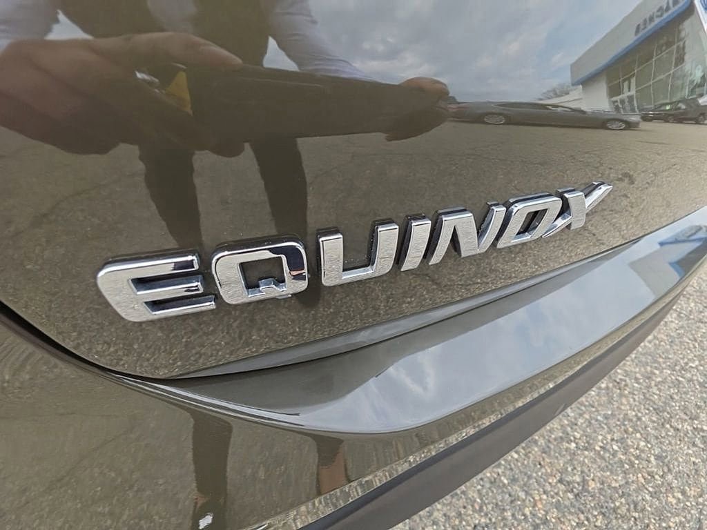Used 2023 Chevrolet Equinox LT AWD/4WD image 37