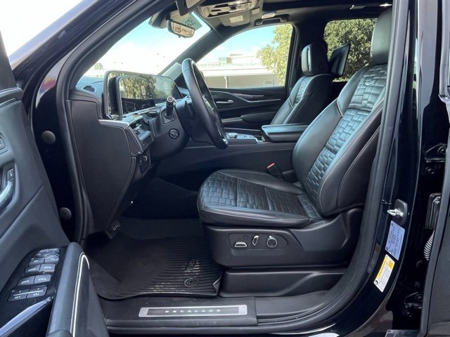 Certified 2022 Cadillac Escalade ESV Sport Platinum w/ LPO, ONYX Package image 32