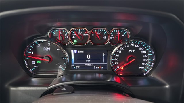 Used 2018 Chevrolet Silverado 1500 LT w/ LT Eassist Package image 13