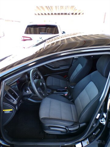 Used 2016 Kia Forte LX FWD image 15