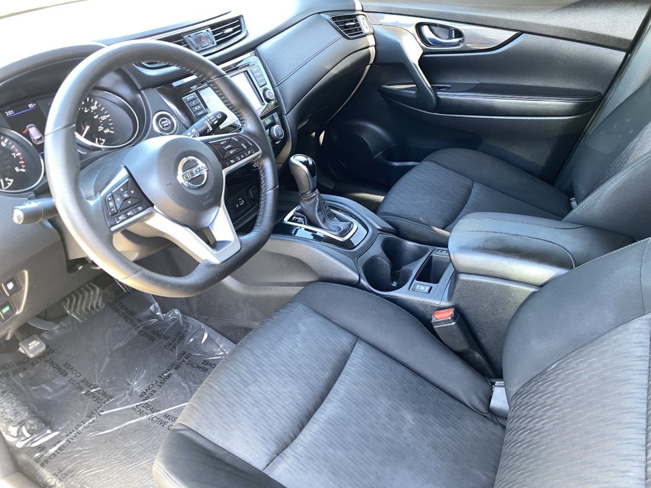 Certified 2020 Nissan Rogue SV FWD image 30